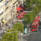 Délutáni nyüzsi a Champs-Elysées-n