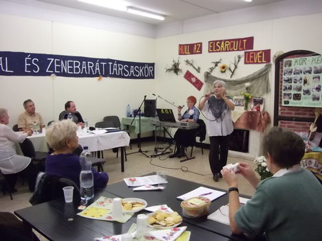 2013.nov.5. derűs, vidám Klub -találkozó Újpesten