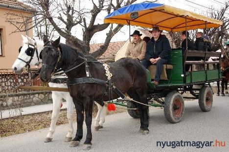 Felvonulás, megynyitó, eredmény hirdetés 6