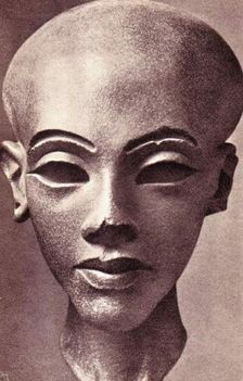 Amarnai fej