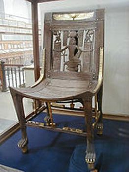 Cédrusfa szék