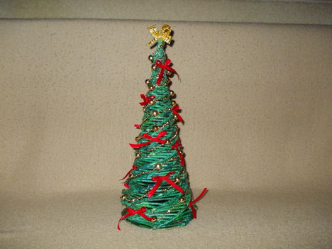 karácsonyfa papírból