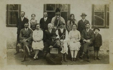 színjátszókör az 1920-as évek táján