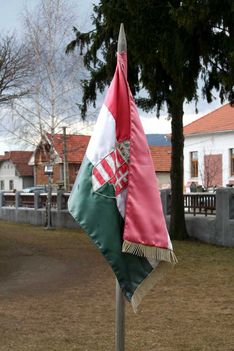 Madéfalva, egy másik magyar zászló 