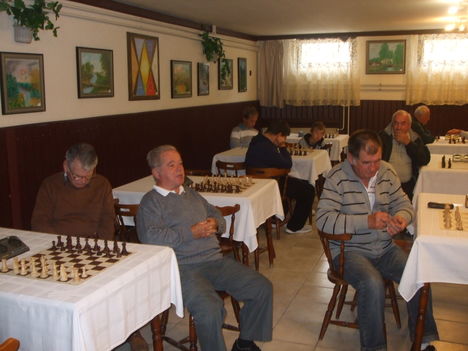 Képek a sakkcsapat életéből 10