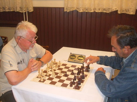 Képek a sakkcsapat életéből 16