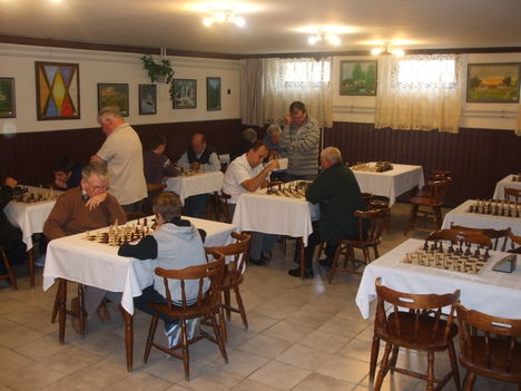 Képek a sakkcsapat életéből 3