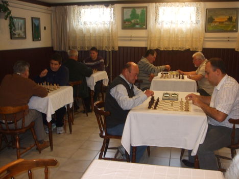 Képek a sakkcsapat életéből 44