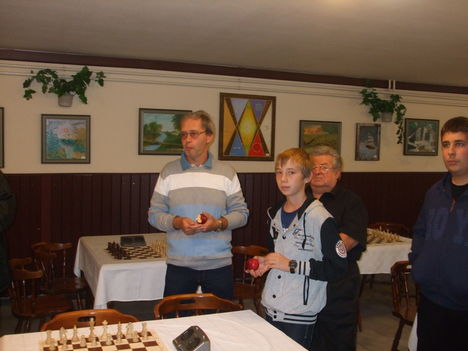 Képek a sakkcsapat életéből 9