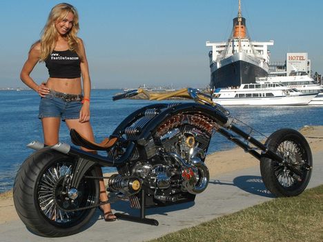 Nice chopper hot beauty-1942