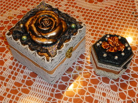 dekorált dobozok