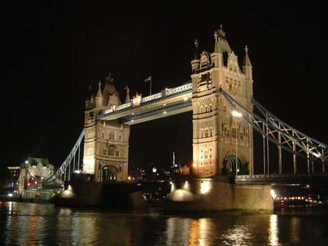 Tower Bridge London, Anglia