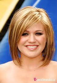 Kelly Clarkson (3)