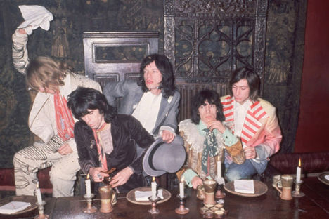 beggars banquet and pie throwing1968