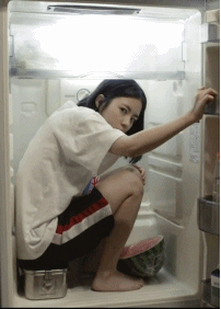 Relax a hűtőben-gif