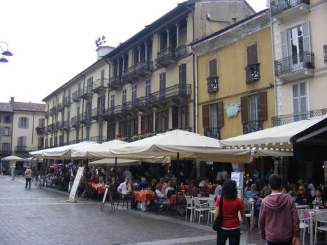 Piazza Doumo (2)