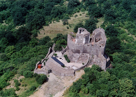 Hollókő_-_Castle