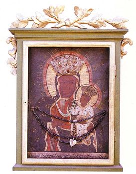 A czestochowai Fekete Mária képe az egerszalóki templomban