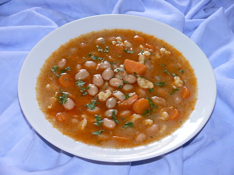 Fejtettbab leves