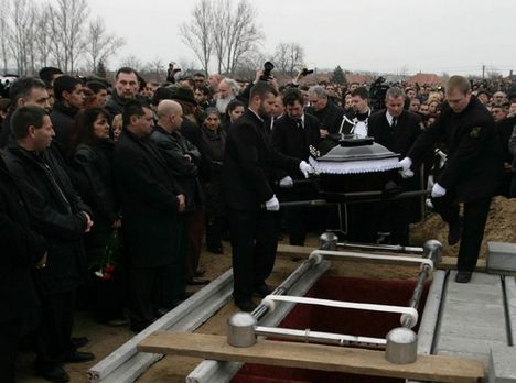 tatárszentgyörgy temetés3