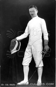Tersztyánszky Ödön kétszeres olimpiai bajnok vívó 1928