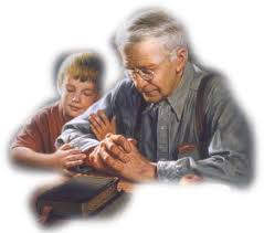idős korban imádkozik elégedett