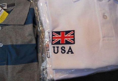 Még az USA zászlót is lekoppintják..