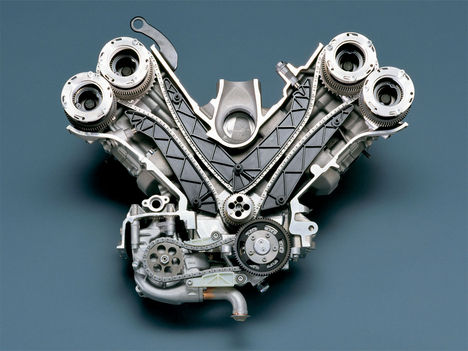 bmw-m5-motor