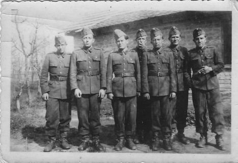 katonák 1951