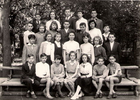 N1957