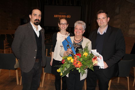 2015.ápr.21. Artisjus -díj átvétele után.