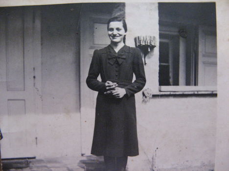 Anyám (1940-es évek)