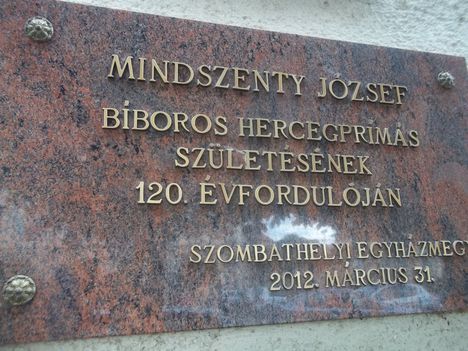 Mindszenty emléktábla Szombathelyen