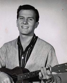 Pat Boone (10)