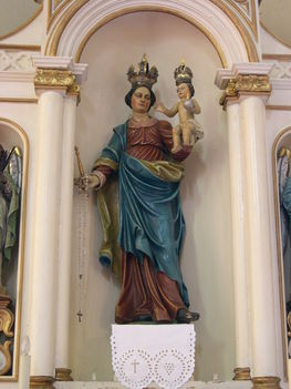CSEJTE Szűz Márai szobornz-szobor