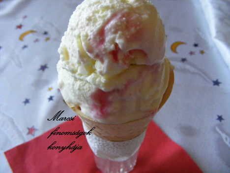 Vaníliás fagylalt