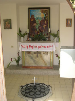 GÁBOLTÓ Szent Adalbert kápolna oltára