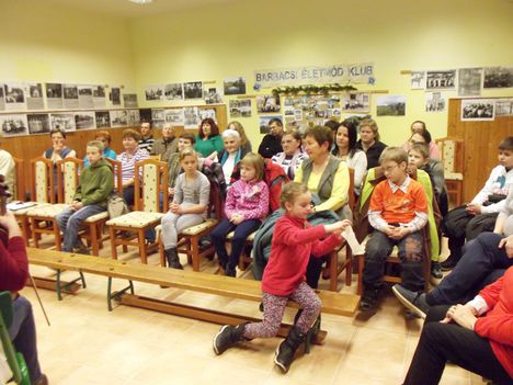 A Sopron Trió adventi műsora a könyvtárban 2