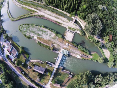 Mosoni-Duna, Mosonmagyaróvári duzzasztómű, 2015 évben kiépültek  az átjárhatóságot biztosító létesítmények