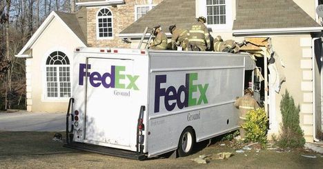 A Fedex nagyon gyorsan házhoz jön!