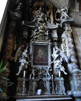 Szent Bernát Ciszterci Borgia Szent Ferenc templom belső