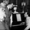 Bársony Rózsi, Dénes Oszkár, Ábrahám Pál 1932.  próbálja a Bál a Savoyban c. operettet Berlinben
