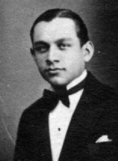 DROSNYÁK  JÁNOS