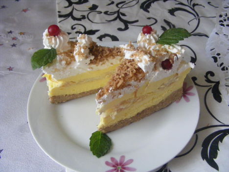 Gesztenyetorta szeletek