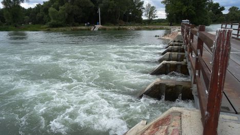 Árvai zárás  a Szigetközi hullámtéri vízpótlórendszerben, Ásványráró 2016 július 15.-én 1