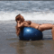Bikinis baba tengerpart-gif