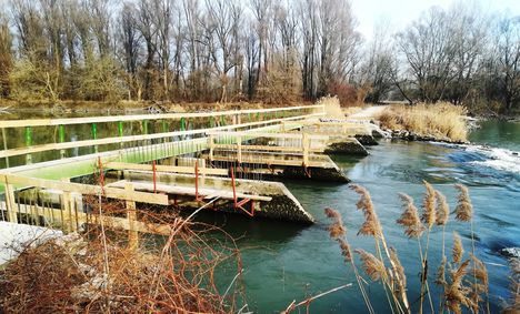 Folyamatban van a Kőhíd nevű vízszintszabályozó műtárgy és híd átépítése, Dunasziget 2019.12.30.-án 1