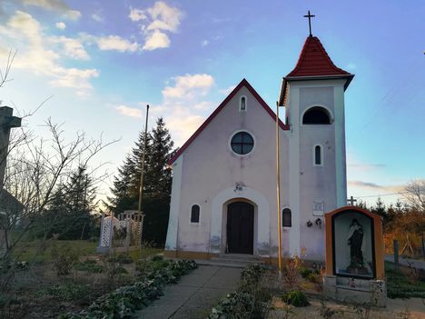 Az Araki Lisieuxi Szent Teréz római katolikus templom 2020.01.11.-én