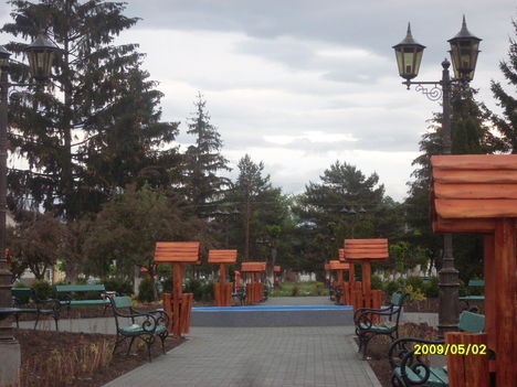 Az uj park.