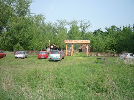 cserkésztanya 9